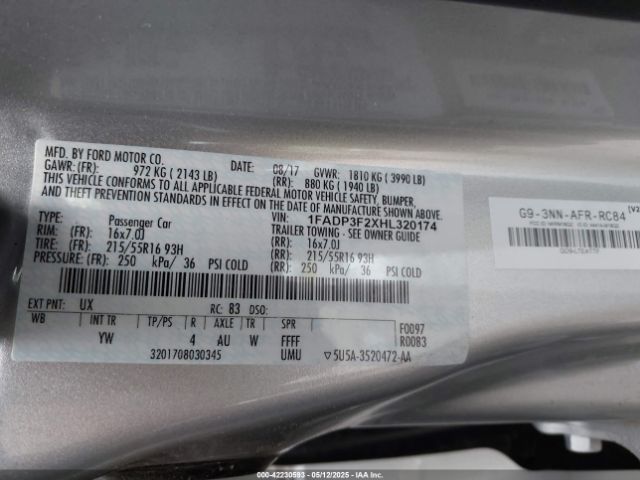 1FADP3F2XHL320174 Ford FOCUS SE