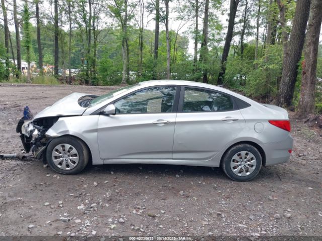 KMHCT4AE8HU296827 Hyundai ACCENT SE