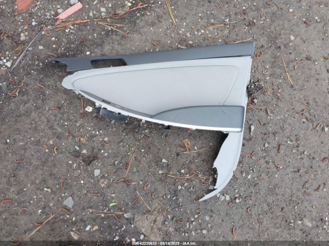 KMHCT4AE8HU296827 Hyundai ACCENT SE