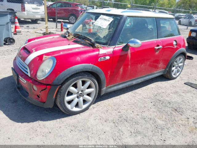 2006 MINI COOPER S WMWRE33526TG99561 Photo 1