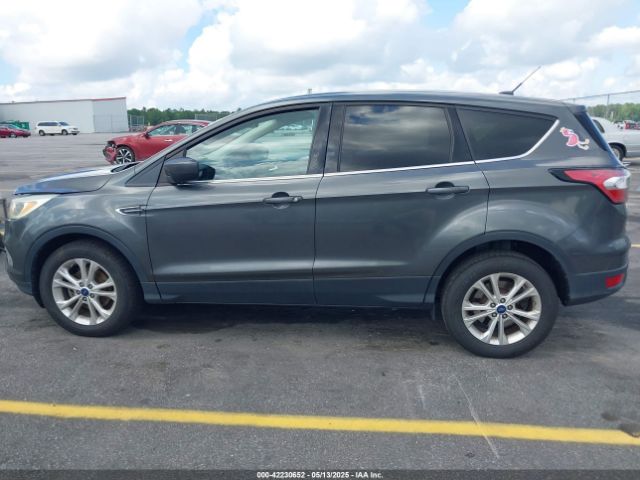 1FMCU0GD9HUC72010 Ford ESCAPE SE