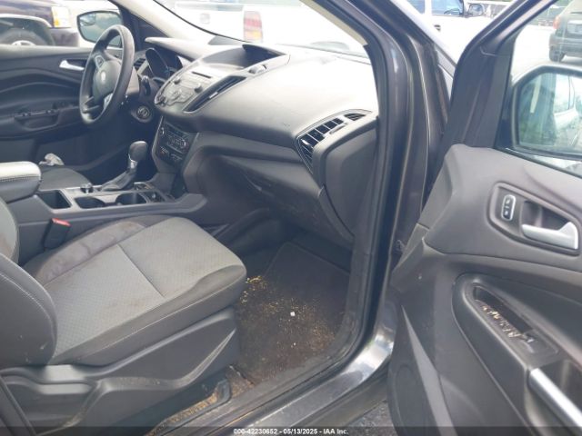 1FMCU0GD9HUC72010 Ford ESCAPE SE