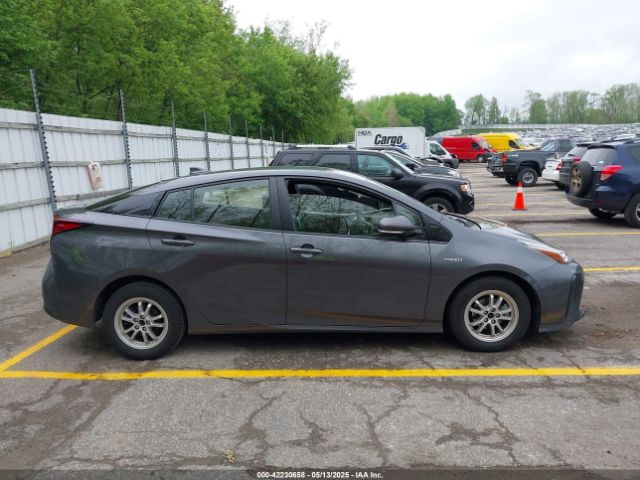 JTDKARFU3K3080738 Toyota Prius Le