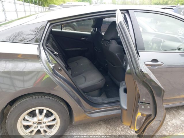 JTDKARFU3K3080738 Toyota Prius Le