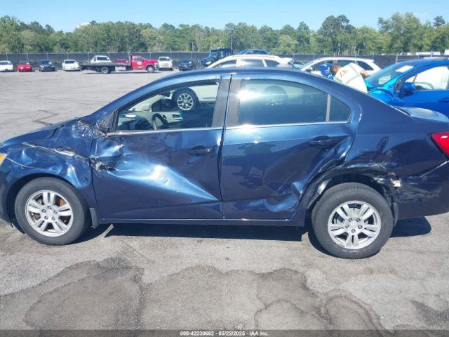 1G1JC5SB5F4177676 Chevrolet Sonic Lt Auto