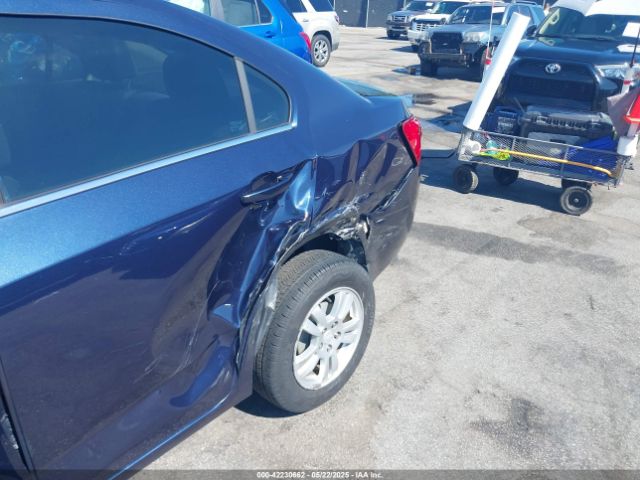 1G1JC5SB5F4177676 Chevrolet Sonic Lt Auto