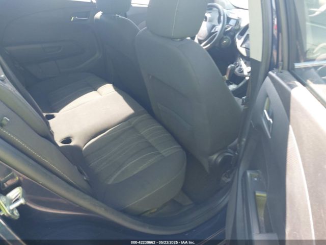 1G1JC5SB5F4177676 Chevrolet Sonic Lt Auto