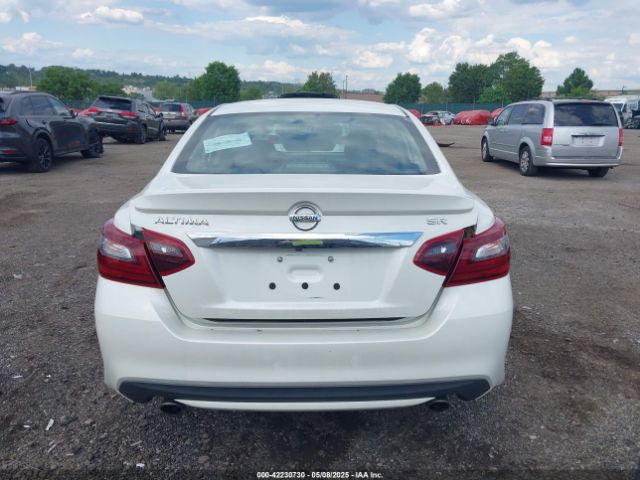 1N4AL3AP5HC193030 Nissan Altima 2.5 Sr