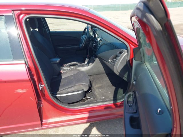 2014 CHRYSLER 200 1C3CCBBG7EN114683 Photo 4