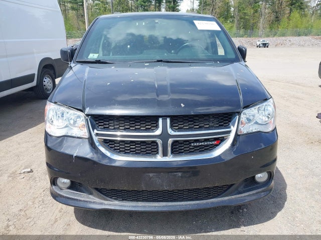 2C4RDGCG1JR324739 Dodge Grand Caravan Sxt