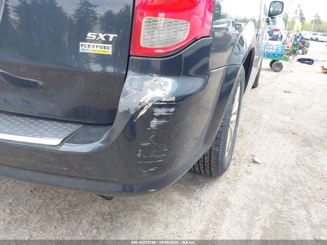 2C4RDGCG1JR324739 Dodge Grand Caravan Sxt
