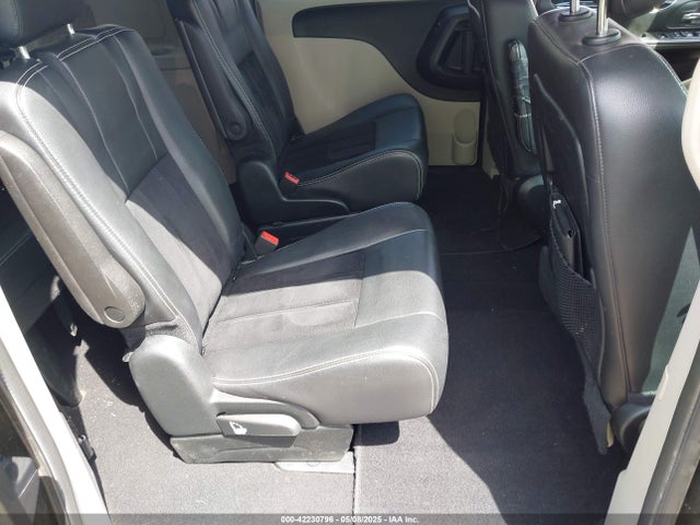 2C4RDGCG1JR324739 Dodge Grand Caravan Sxt