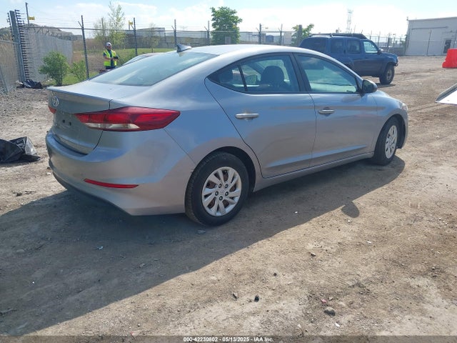 5NPD74LF1HH127620 Hyundai 2017