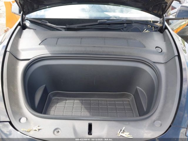 7SAYGDEE8PF919057 Tesla Model Y