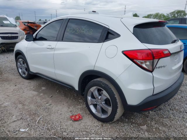 2022 HONDA HR-V 3CZRU6H38NM703373 Photo 2