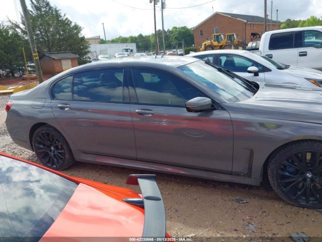 WBA7T2C0XLGF96842 BMW 740I