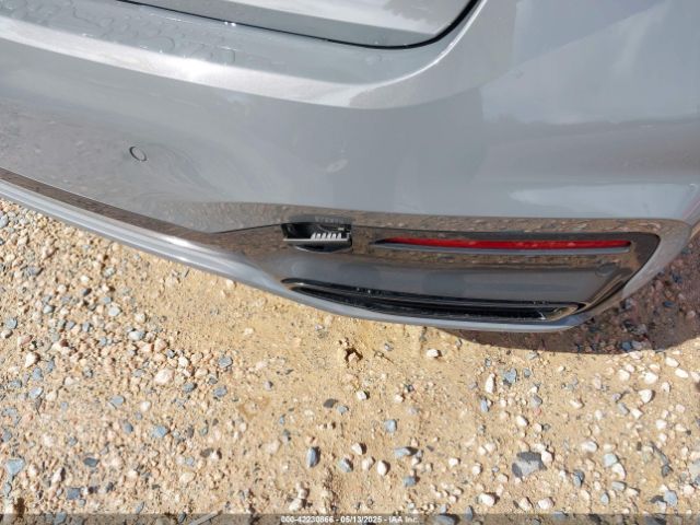 WBA7T2C0XLGF96842 BMW 740I