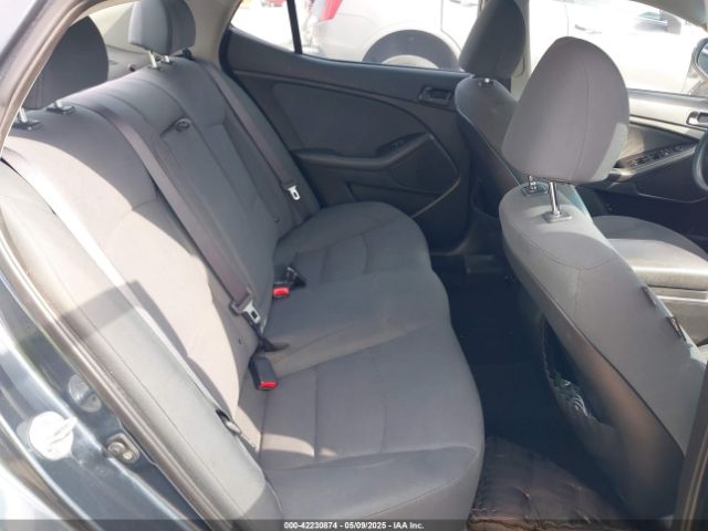 KNAGM4A75F5547893 KIA Optima Lx