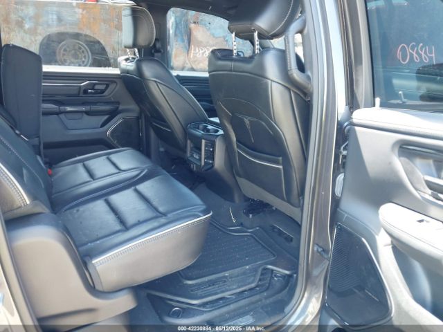 1C6SRFHT5NN332002 RAM 1500 Limited  4x4 5'7 Box