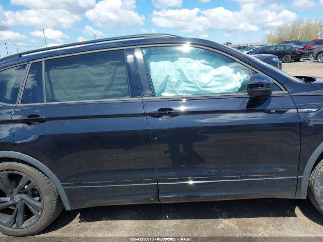 3VV8B7AX1PM031316 Volkswagen Tiguan 2.0t Se R-line Black