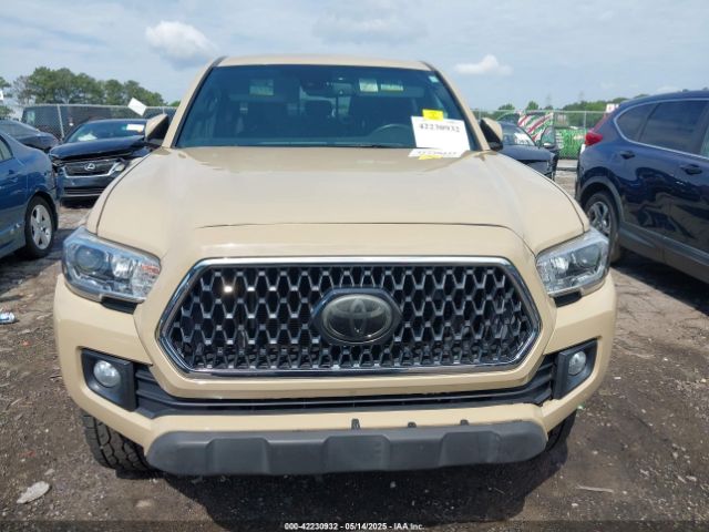 5TFCZ5ANXJX161717 Toyota Tacoma Trd Off Road