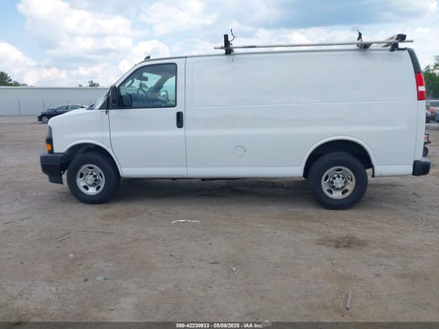 1GCWGAFP7M1206268 Chevrolet Express Cargo Rwd 2500 Regular Wheelbase Wt