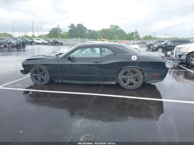 2C3CDYAG9EH181733 Dodge Challenger Sxt Plus