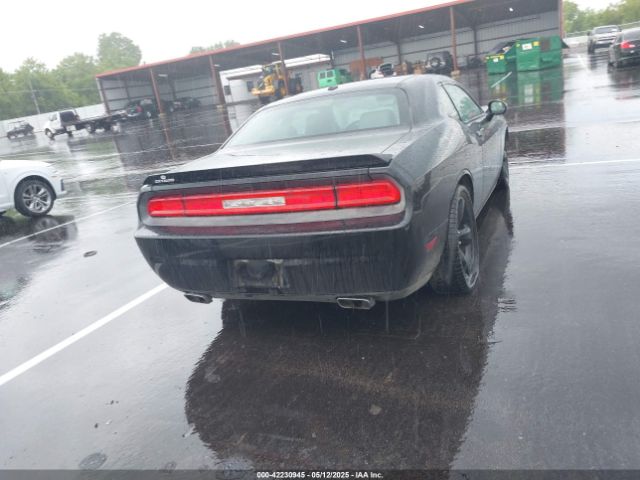 2C3CDYAG9EH181733 Dodge Challenger Sxt Plus