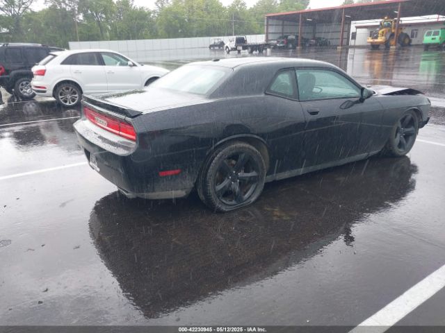 2C3CDYAG9EH181733 Dodge Challenger Sxt Plus