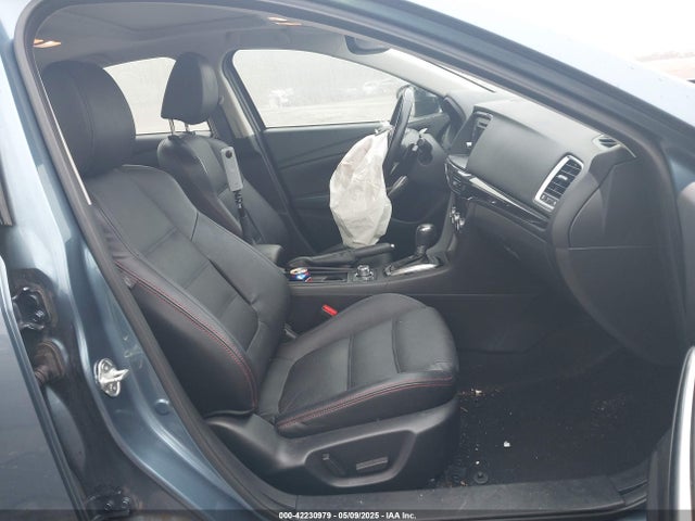 JM1GJ1W55F1181295 Mazda 2015
