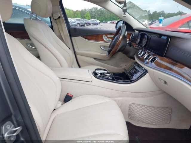 2017 MERCEDES-BENZ E 300 WDDZF4JB2HA104854 Photo 4