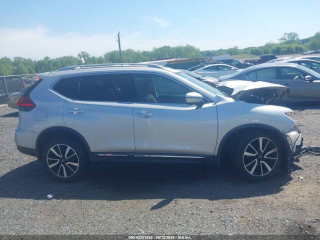 5N1AT2MV6HC764695 Nissan Rogue Sl