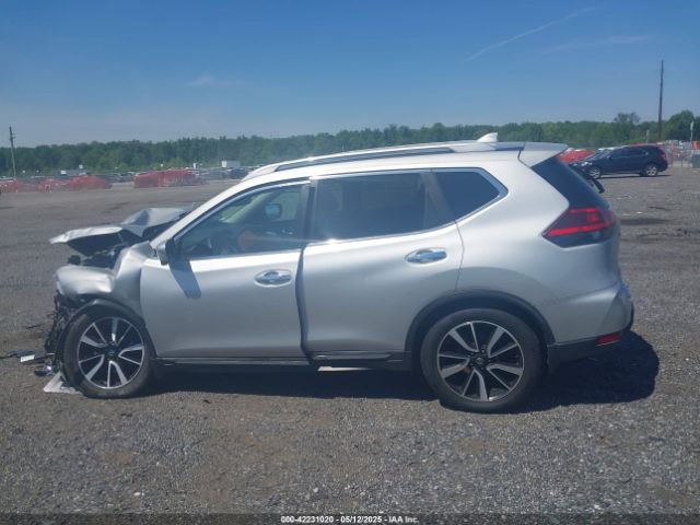 5N1AT2MV6HC764695 Nissan Rogue Sl