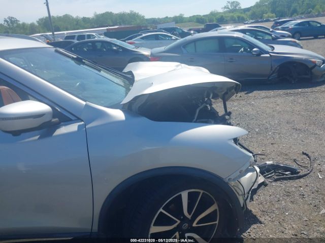 5N1AT2MV6HC764695 Nissan Rogue Sl