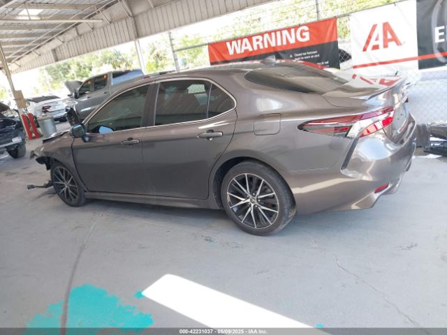 4T1T11AK9NU640414 Toyota CAMRY SE