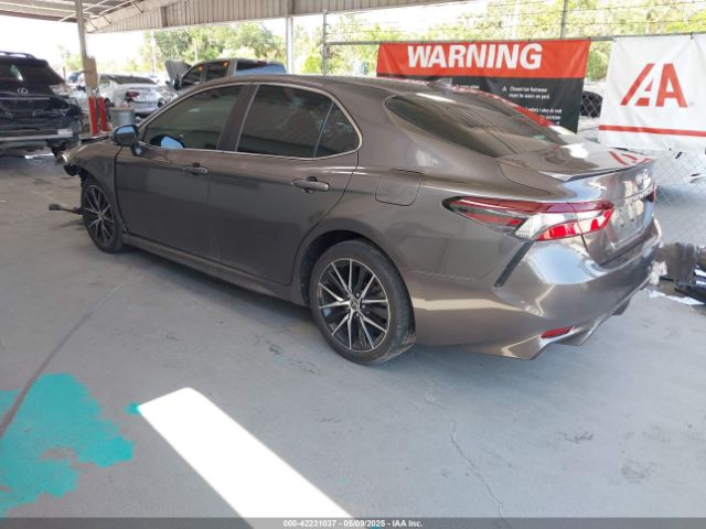 4T1T11AK9NU640414 Toyota CAMRY SE