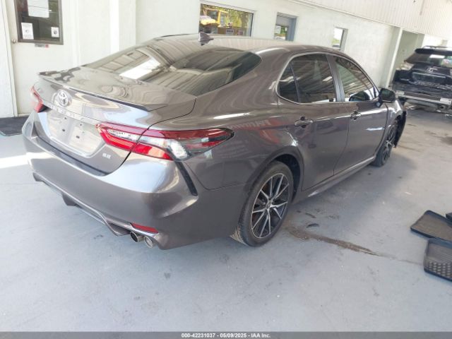 4T1T11AK9NU640414 Toyota CAMRY SE