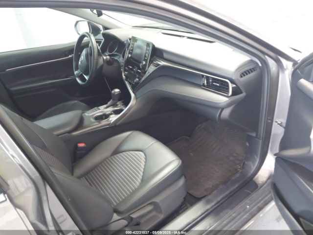 4T1T11AK9NU640414 Toyota CAMRY SE