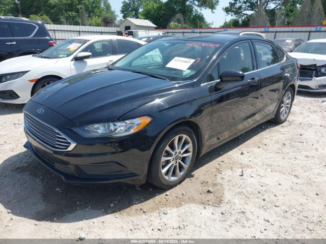 3FA6P0HDXHR198388 Ford FUSION SE