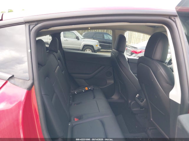 7SAYGDEF2NF374866 Tesla 2022