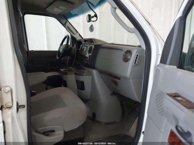 1FBNE3BL9EDB01008 Ford E-350 Super Duty Xlt