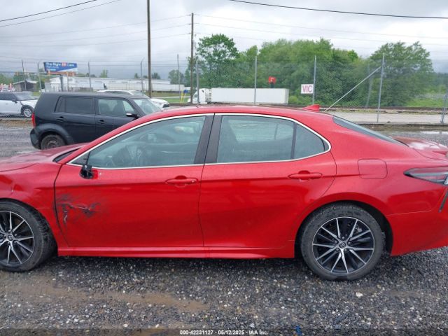 4T1G11AKXMU414625 Toyota CAMRY SE