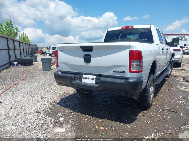 3C6UR5CJ0RG131566 RAM 2500 Tradesman  4x4 6'4 Box