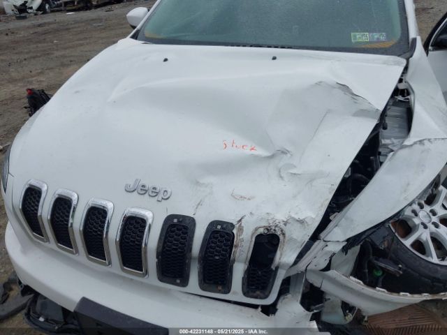 1C4PJMCS1GW145779 Jeep Cherokee Latitude