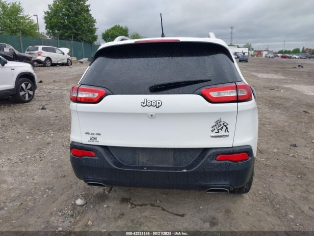 1C4PJMCS1GW145779 Jeep Cherokee Latitude