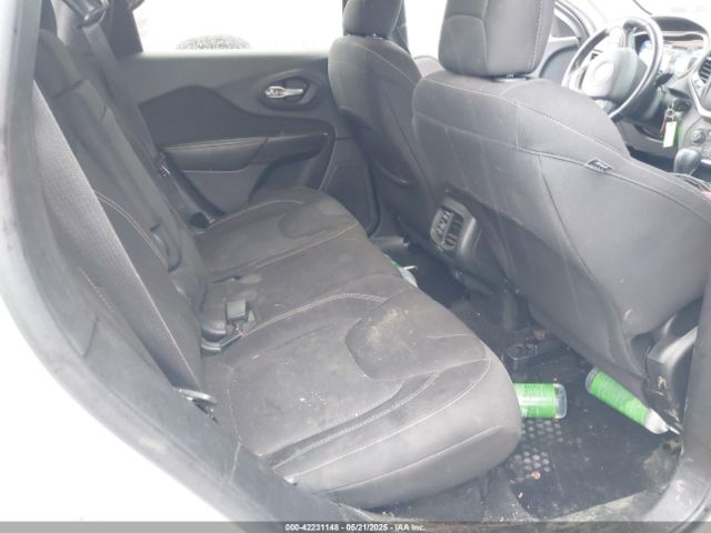 1C4PJMCS1GW145779 Jeep Cherokee Latitude