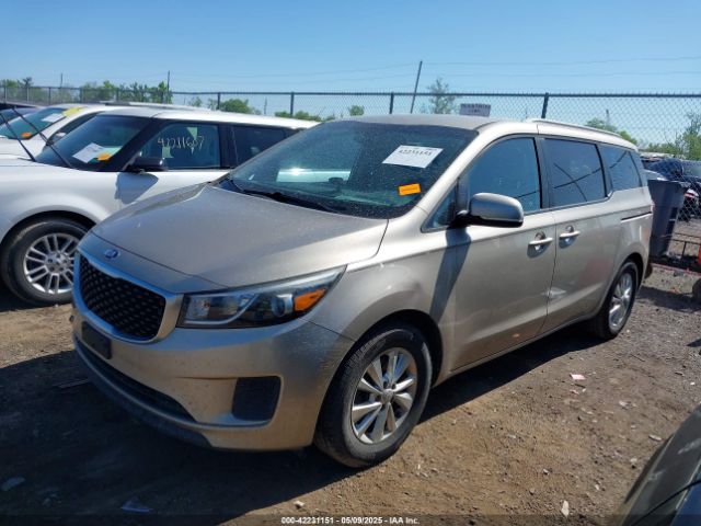KNDMB5C1XF6069958 KIA SEDONA LX