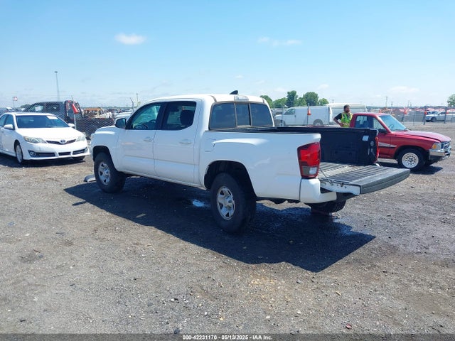 5TFAX5GN5KX156933 Toyota Tacoma Sr
