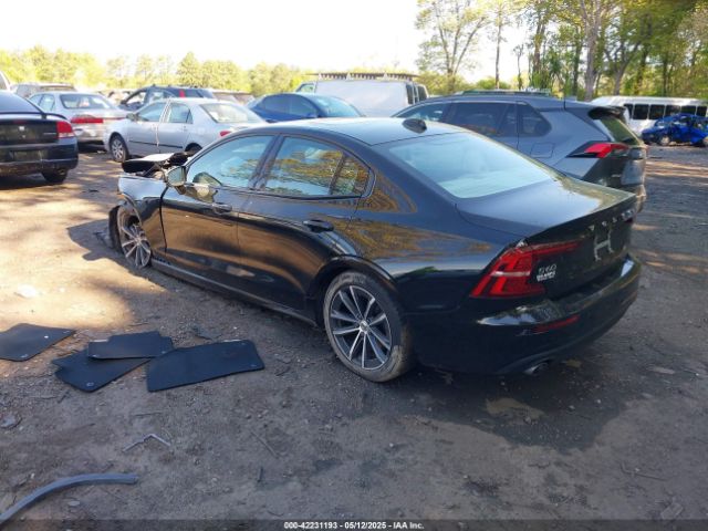 2021 VOLVO S60 7JR102FK4MG095623 Photo 2