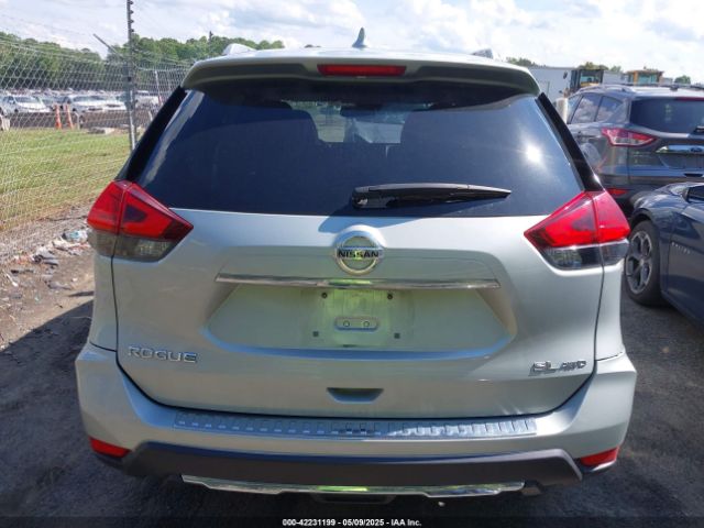 JN8AT2MV2HW285178 Nissan Rogue Sl